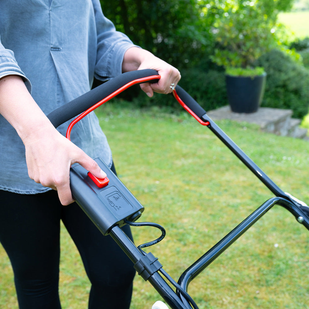 Webb Eco WEV20X2SRBARE X-Series 40V (20V+20V) Cordless Lawn Scarifier Rake (Bare Tool)
