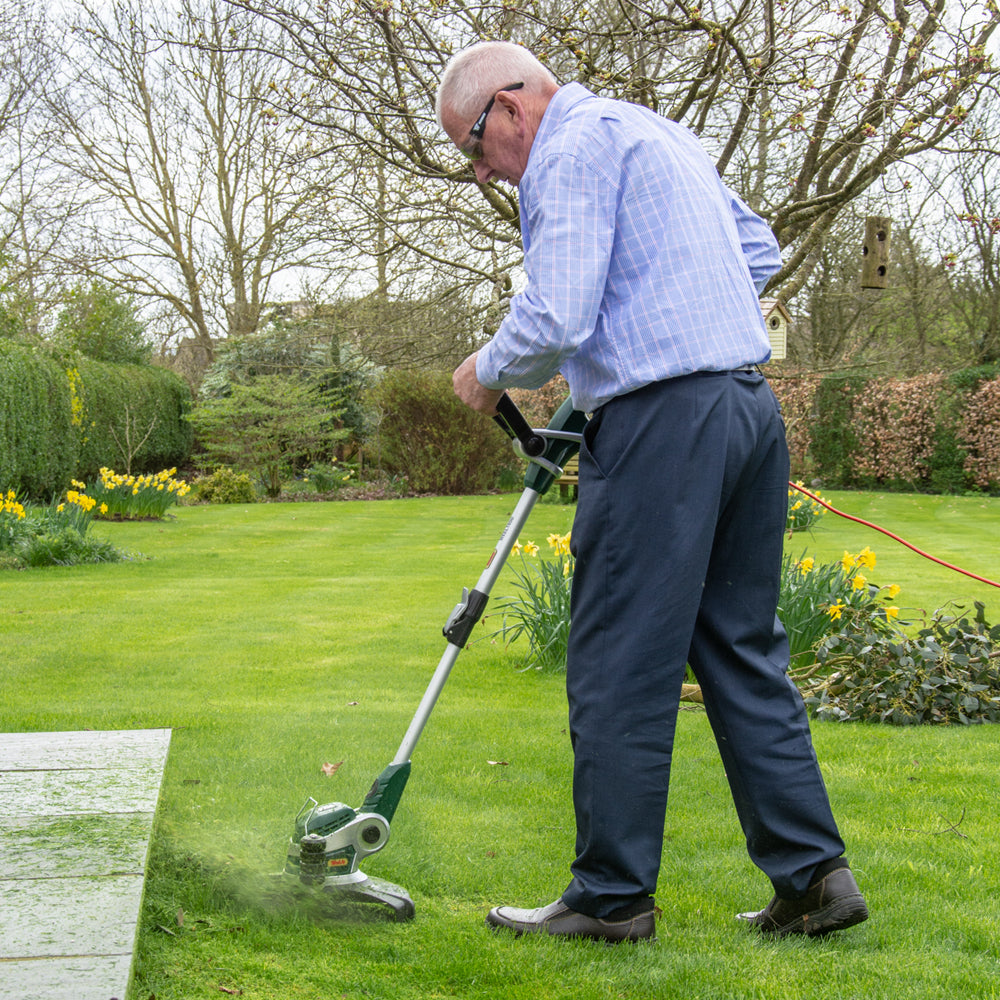 Webb WEELT650 29cm Electric Grass Trimmer / Lawn Edger