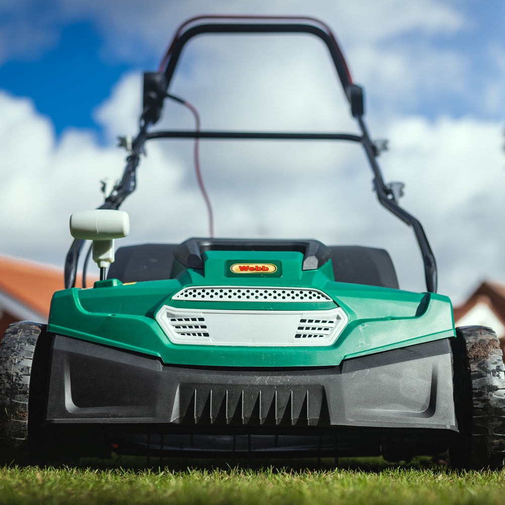 Webb WEESR 2-in-1 Electric Scarifier & Lawn Raker