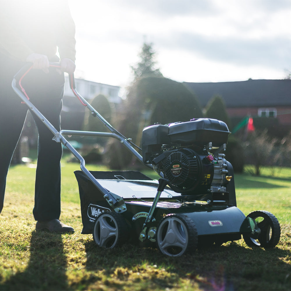 Webb WEPS400 Petrol Lawn Scarifier & Raker