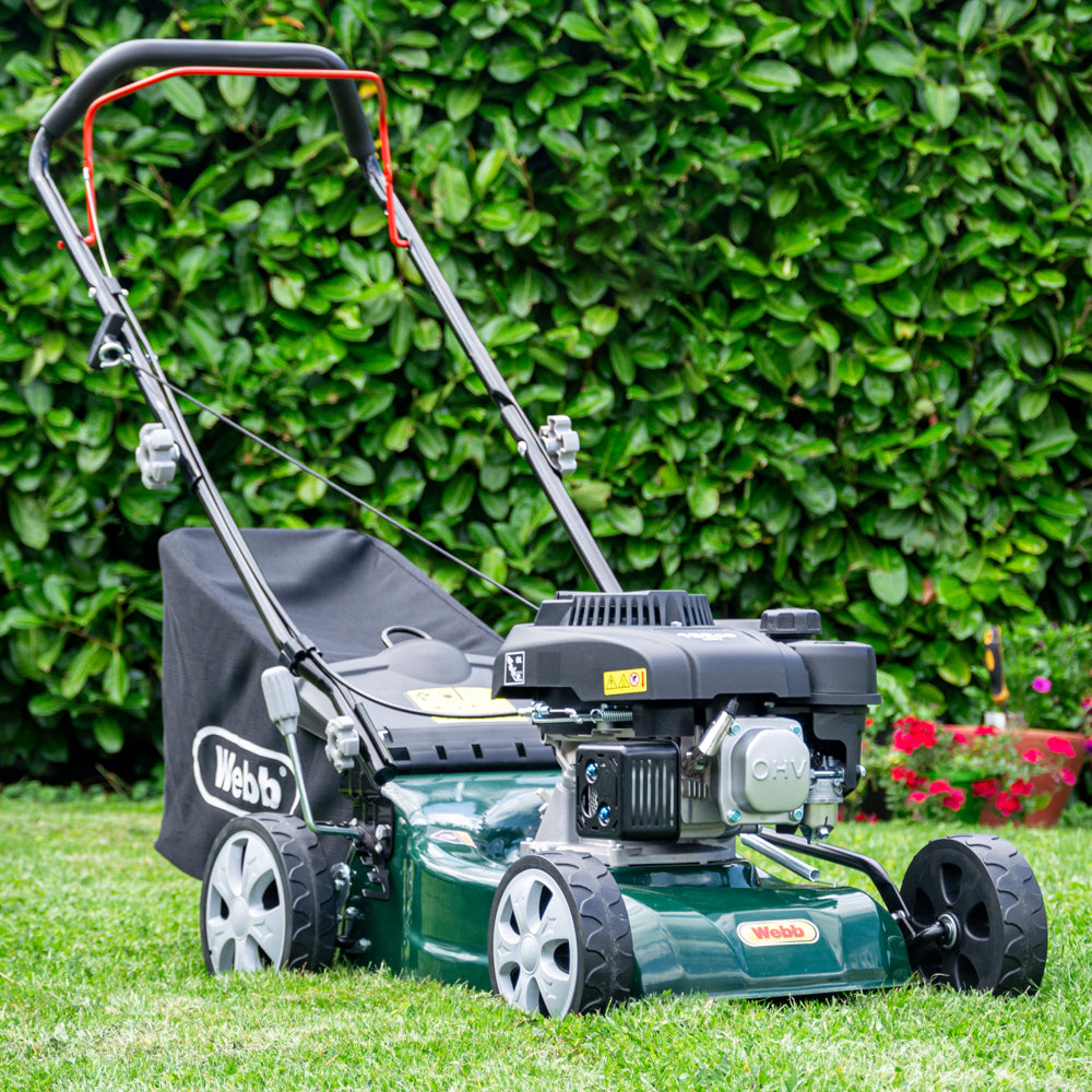 Webb WER410HP Classic 41cm (16") Push Petrol Lawn Mower