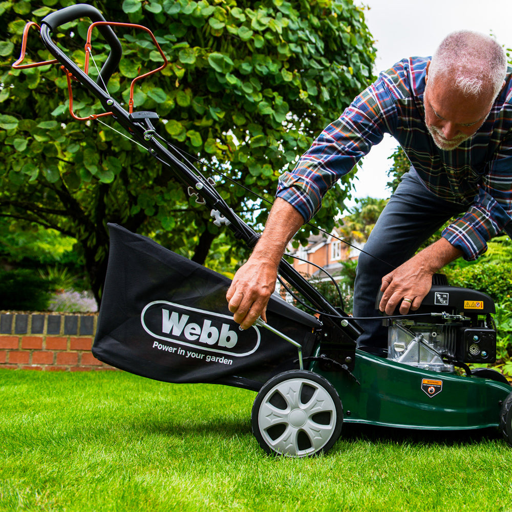 Webb WER410SP Classic 41cm (16") Self-Propelled Petrol Lawn Mower