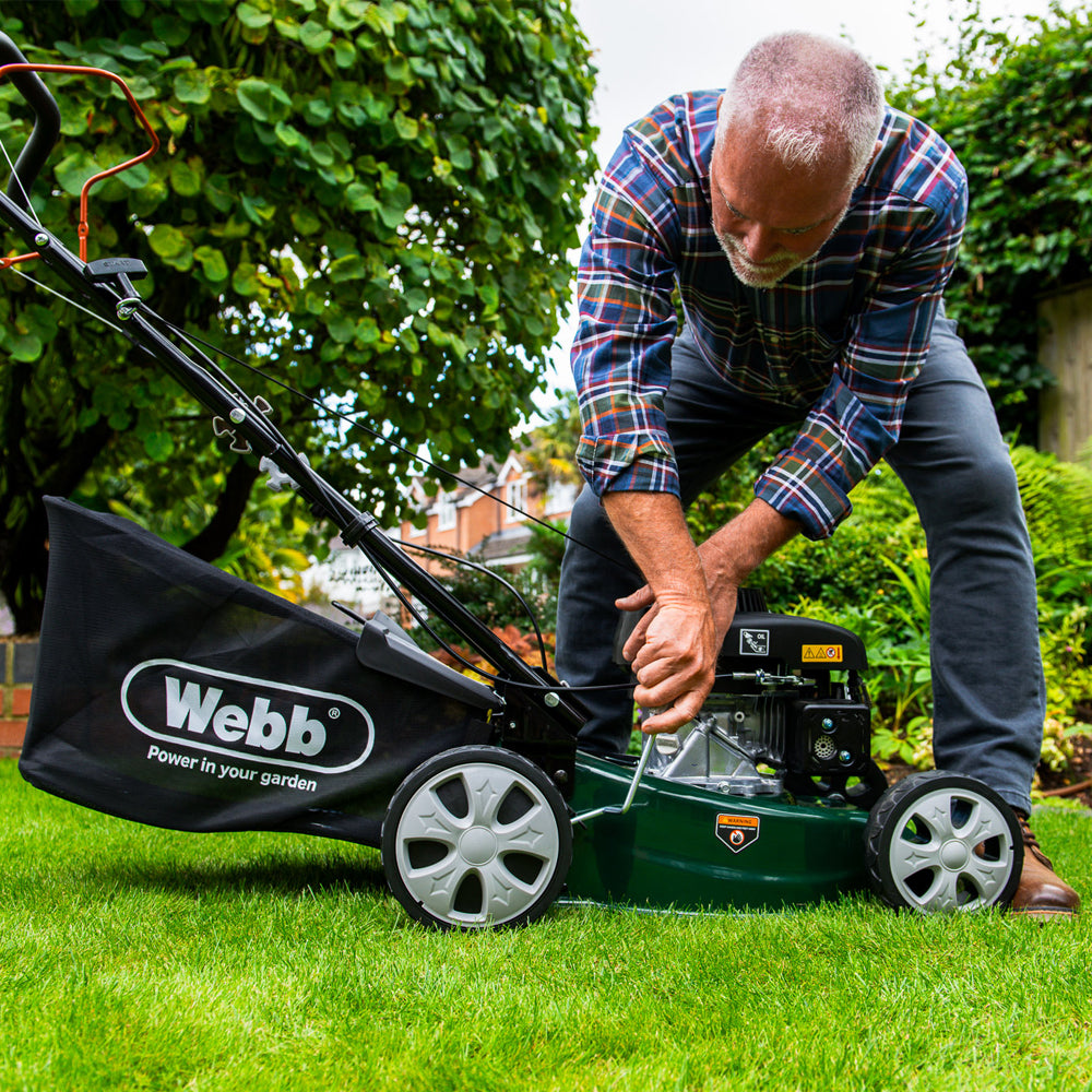 Webb WER410SP Classic 41cm (16") Self-Propelled Petrol Lawn Mower