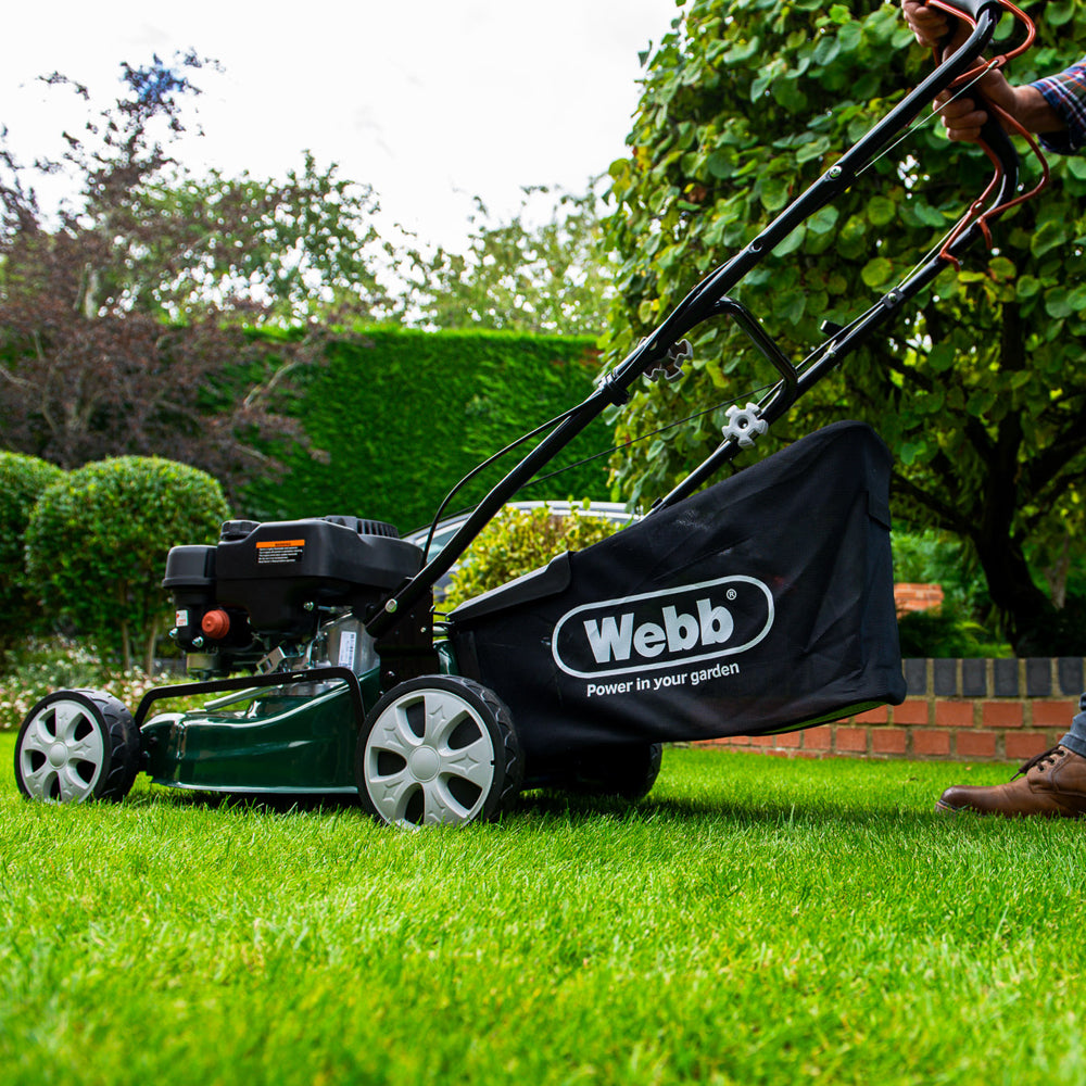 Webb WER410SP Classic 41cm (16") Self-Propelled Petrol Lawn Mower