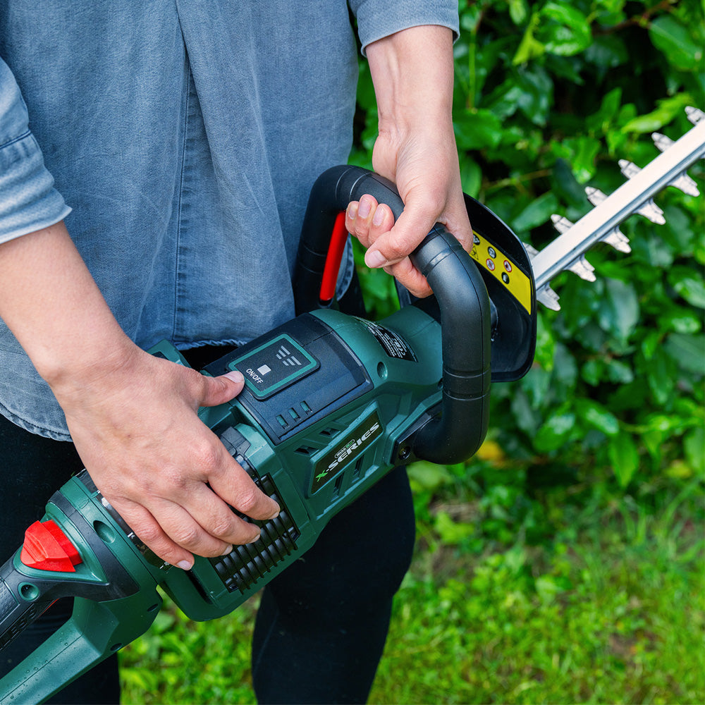 Webb Eco WEV20X2HT61BARE X-Series 40V (20V+20V) Cordless Hedge Trimmer (Tool Only)