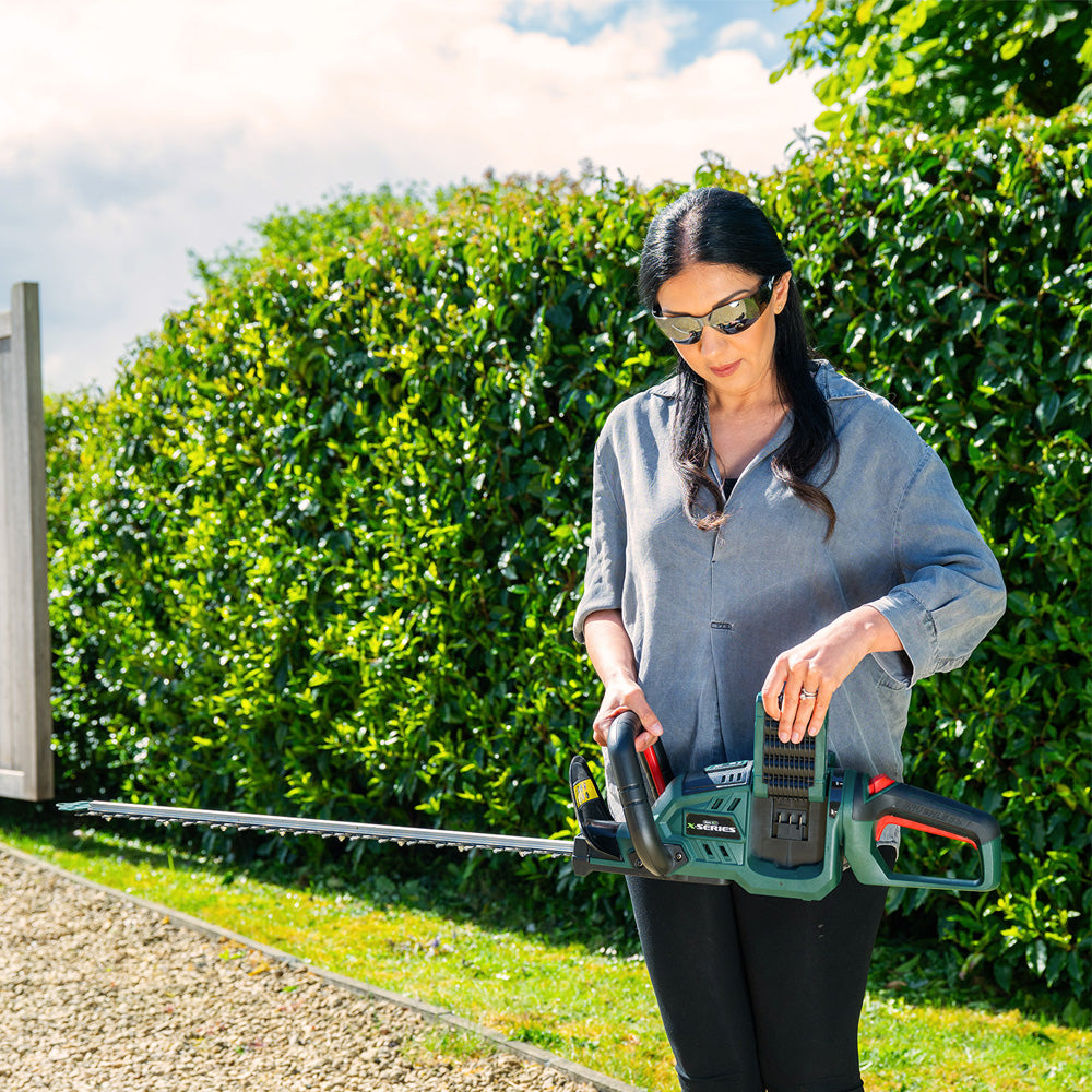 Webb Eco WEV20X2HT61BARE X-Series 40V (20V+20V) Cordless Hedge Trimmer (Tool Only)