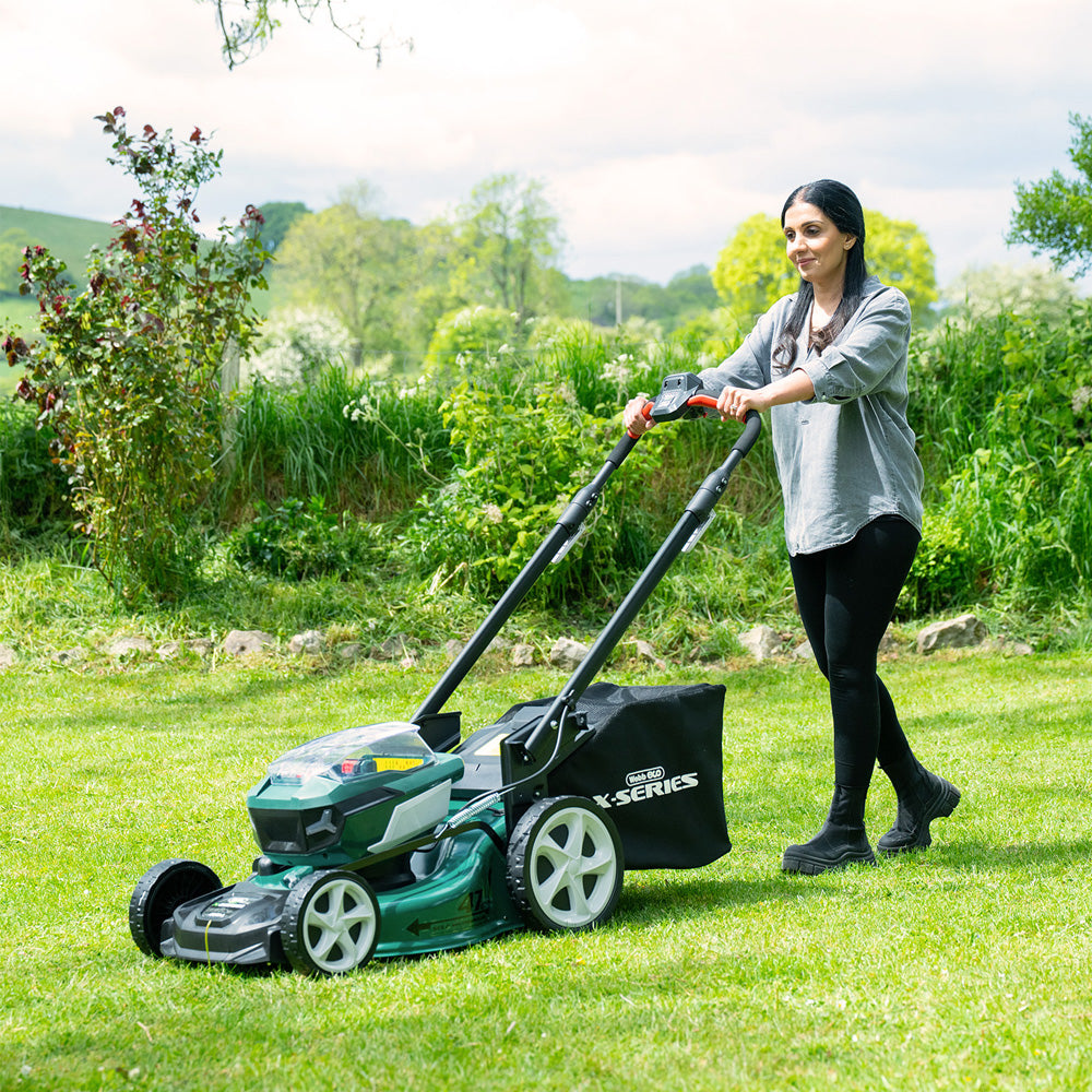 Webb Eco WEV20X2LM47SPB4X X-Series 40V (20V+20V) 4-in-1 Self-Propelled Cordless Lawn Mower (with 2 x 4Ah Batteries & USB Charger)