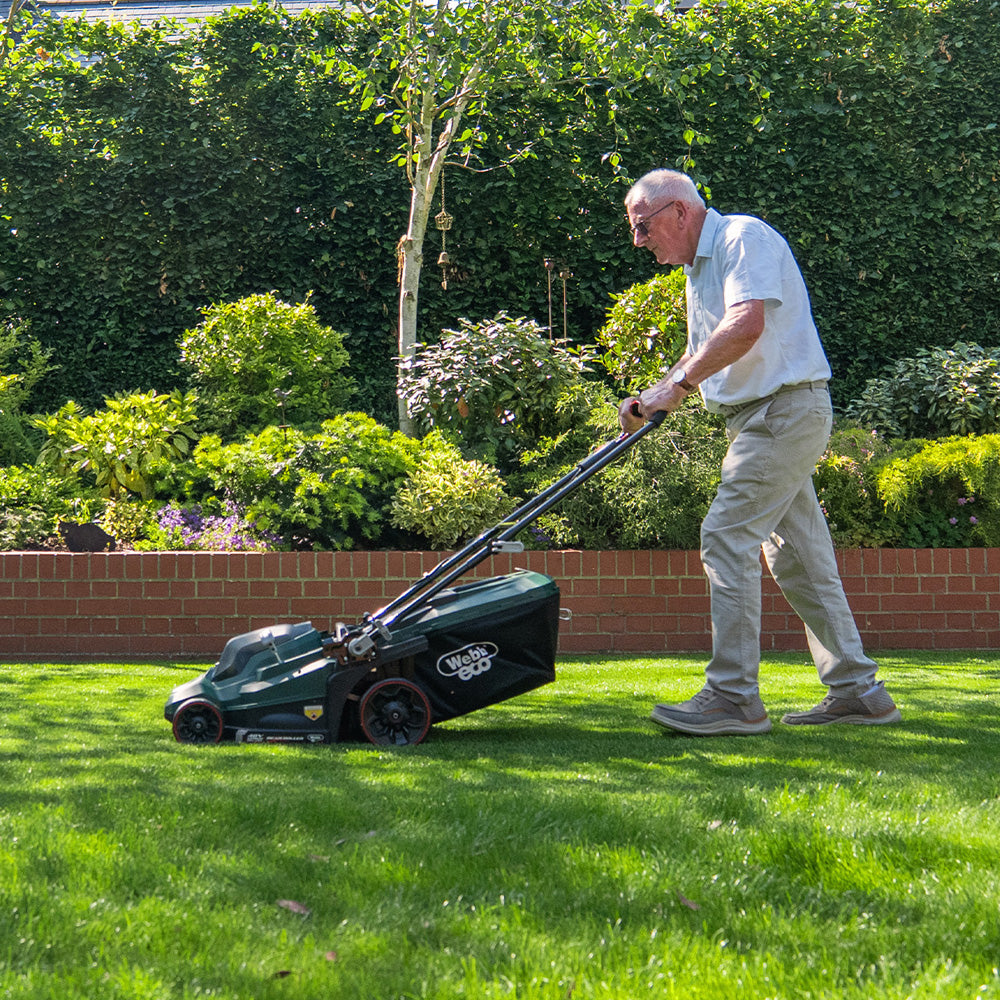 Webb Eco WEV20X2LM38RRB4 X-Series 40V (20V+20V) Push Rear Roller Cordless Lawn Mower (with 2 x 4Ah Batteries & Twin Charger)