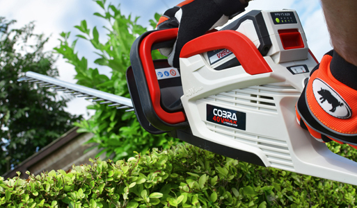 Cordless Hedge Trimmers - Short Reach