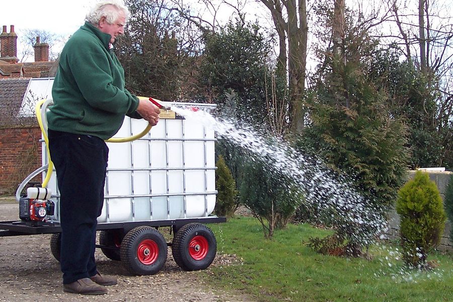 SCH WC(E) 132 Gallon Towed Water Tank with Electric Pump