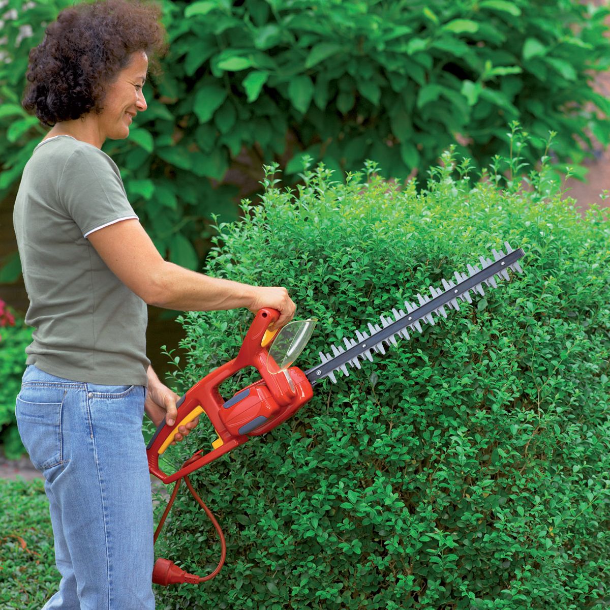 Bosch EasyHedgeCut 5516 Electric Hedge Trimmer