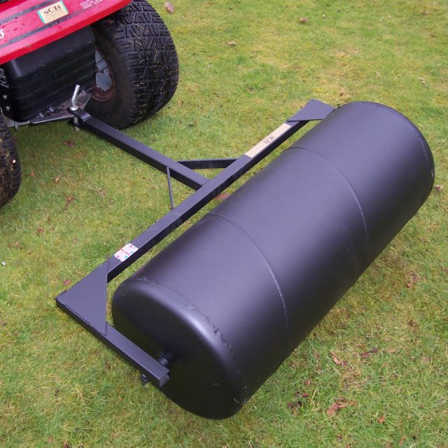 SCH SAGR 36" x 14" Stand-Alone Budget Lawn Roller 