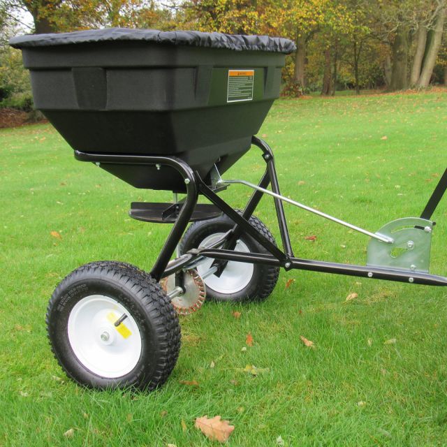 SCH TDS125 60kg Towed Budget Broadcast Spreader